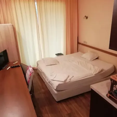 Apart Hotel Eden Aparthotel 4*